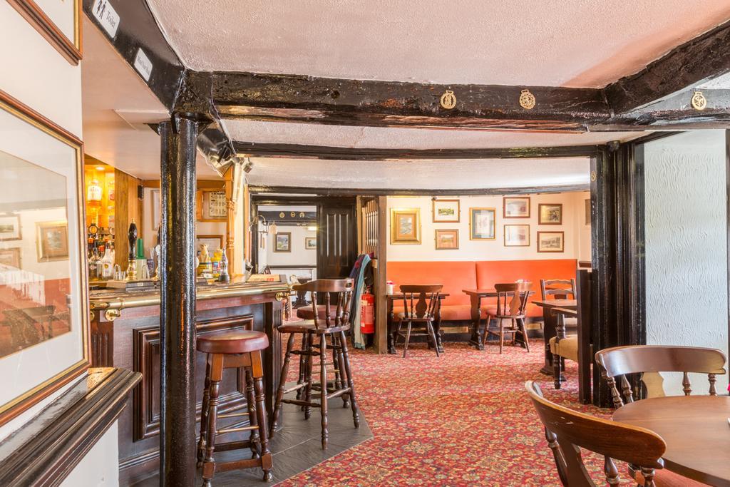 The Cross Keys Inn テバイ エクステリア 写真