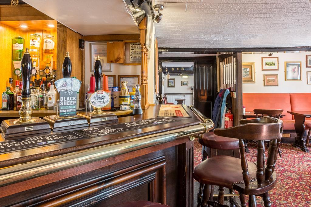 The Cross Keys Inn テバイ エクステリア 写真