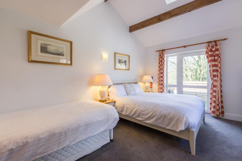 The Cross Keys Inn テバイ 部屋 写真